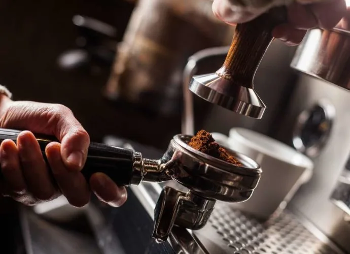 Quand et Comment nettoyer sa machine à expresso ? – Double Expresso Quand et Comment nettoyer sa machine à expresso ?