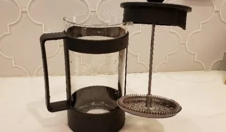 Une Façon Simple Et Étape Par Étape De Nettoyer Votre machine a piston (Et Pourquoi Vous Devriez)