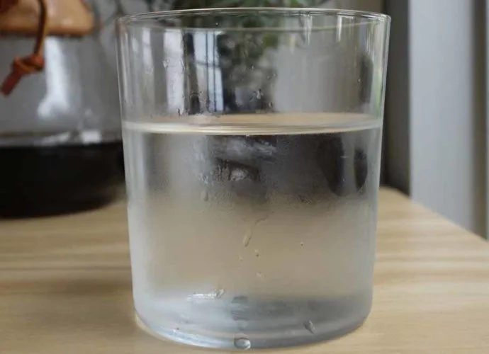Pourquoi la qualité de l'eau est importante pour la préparation du café – Double Expresso Pourquoi la qualité de l'eau est importante pour la préparation du café
